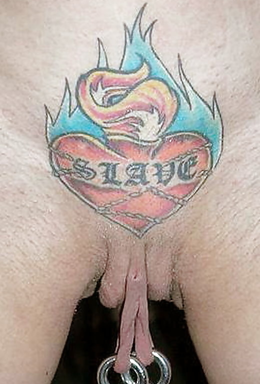 Porn Pics Bizarre amateur pussy - tatooed