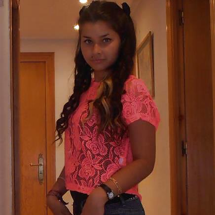 Porn Pics daniela amaya