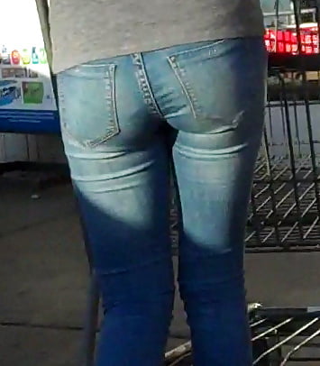 Hot girls butts in jeans