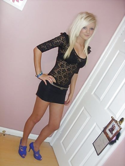 Porn Pics Guys, meet UK chav teen Kim