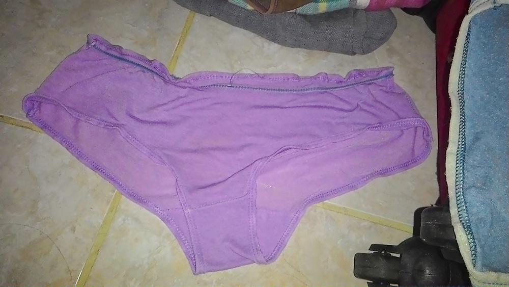 Porn Pics My Aunt (55) & Young Cousin (21) other Panties