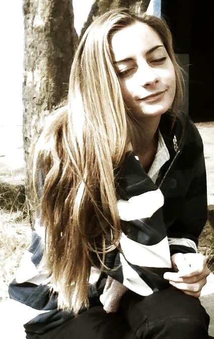 Porn Pics A spoiled rich bitch Sarah Duzzi (facebook) Costa Rica