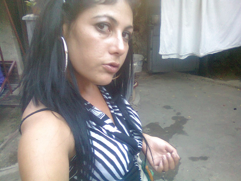 Porn Pics my new gypsy girlfriend