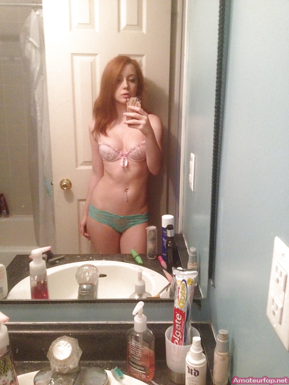 Porn Pics Super cute redhead teen