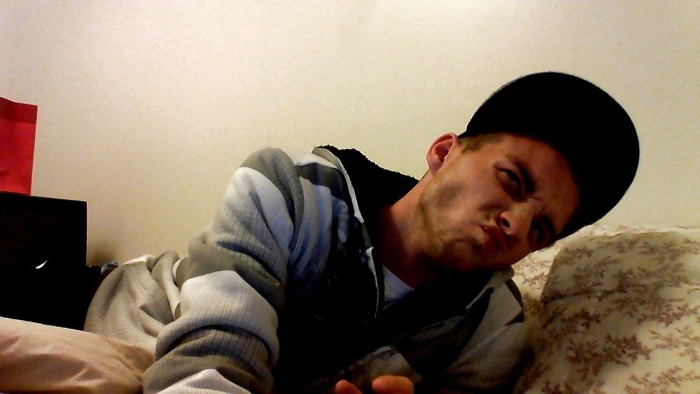 Porn Pics Jus A Bit bOooOreD