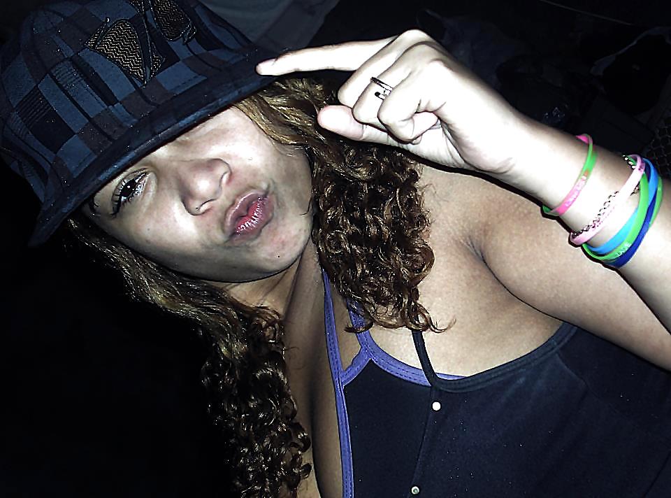 Porn Pics FACEBOOK SUELLEN FONTINELLY