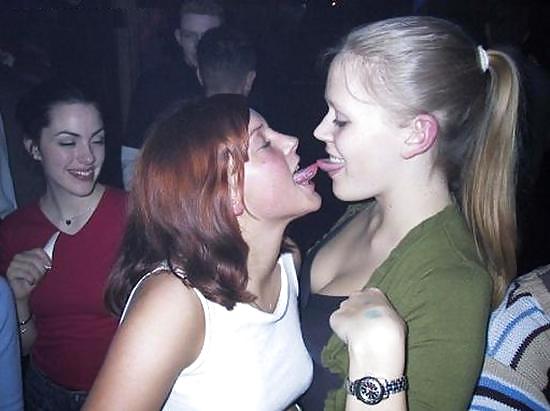 Porn Pics World of Lesbian Kisses - Denmark