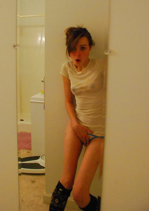 Porn Pics Embarrassed Nude Girls xxx