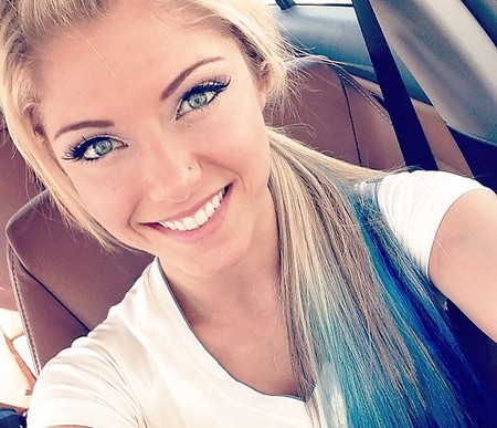 450px x 387px - Alexa Bliss - 20 Pics | xHamster