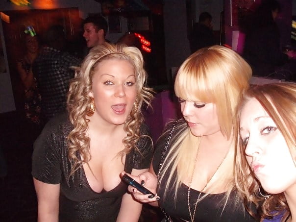 Porn Pics Would you empty your balls in chav Laura's tits?