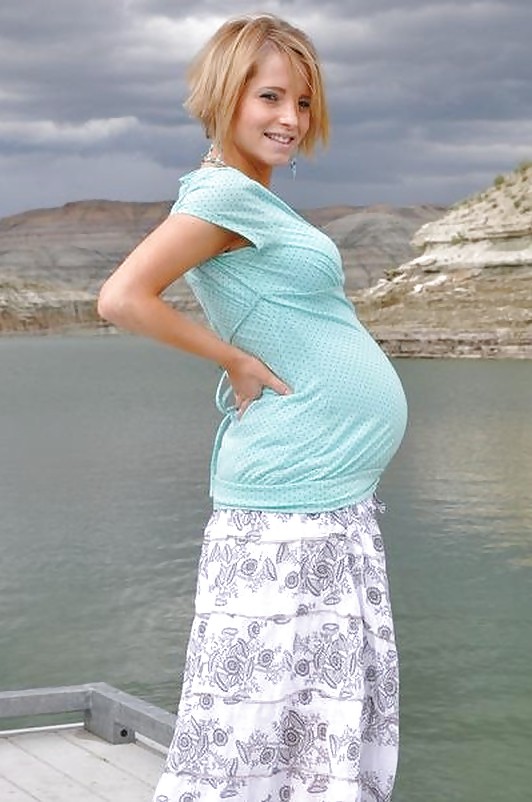 Porn Pics Gummi vergessen, aufgepumpte Nutten