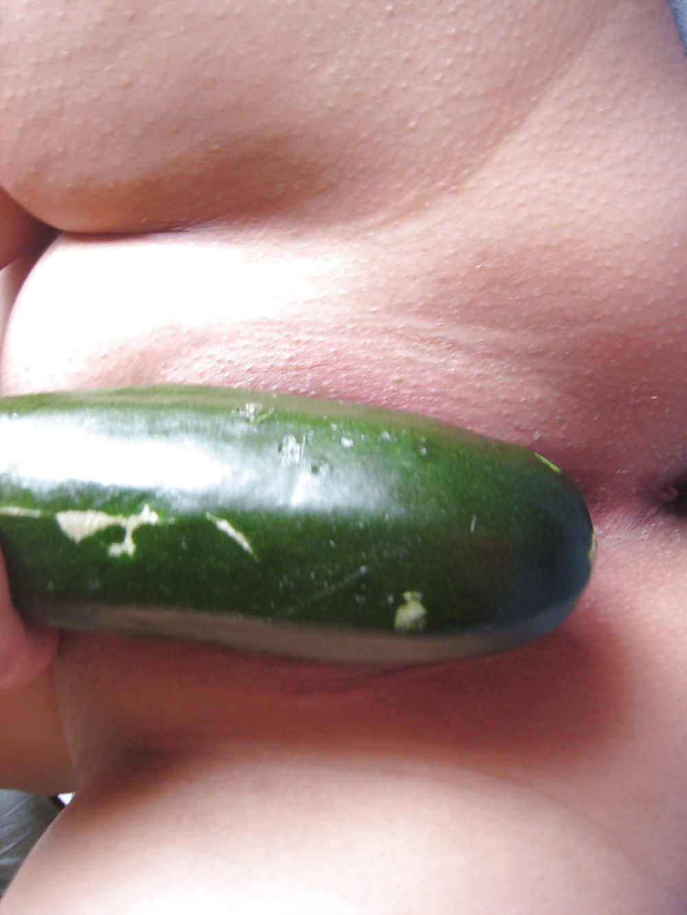 Porn Pics busty asian girl with a big zucchini