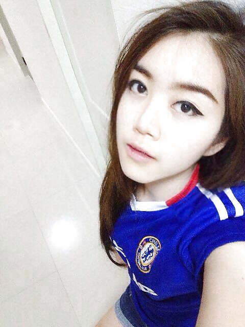 Porn Pics Amateur Self Shot In Football Shirts Thai