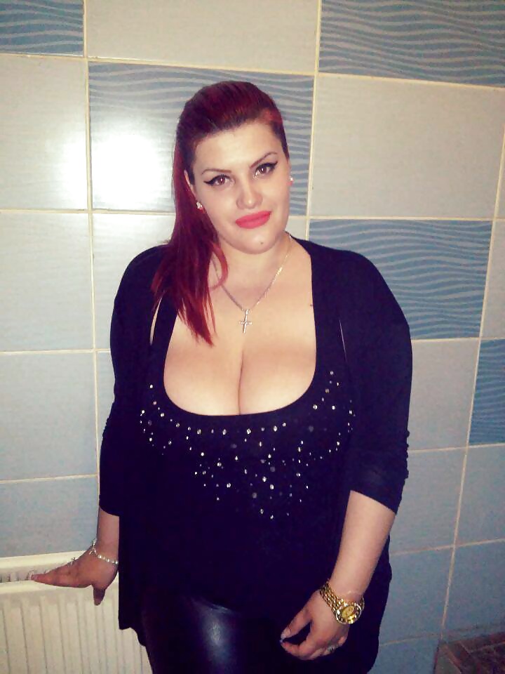 Porn Pics Romanian Huge Tits Amateur 39