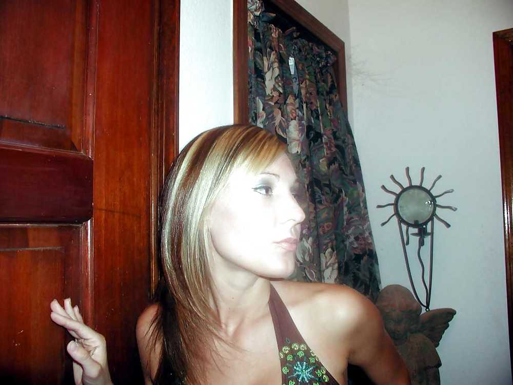 Porn Pics Speicherkarte mit Urlaubsbilder ersteigert