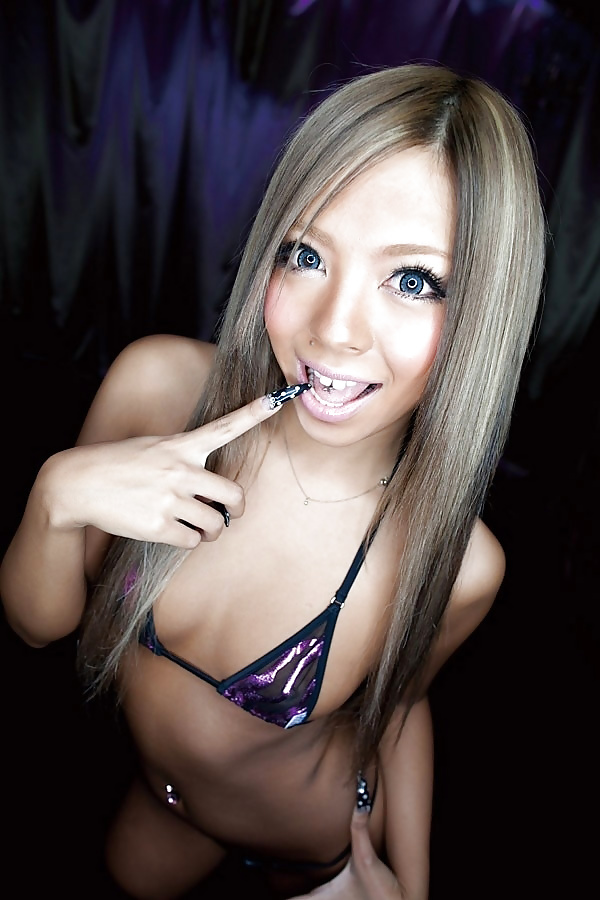 Porn Pics 169 J bitch