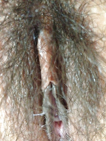 Hairy Chinese well-used gaping Pussy