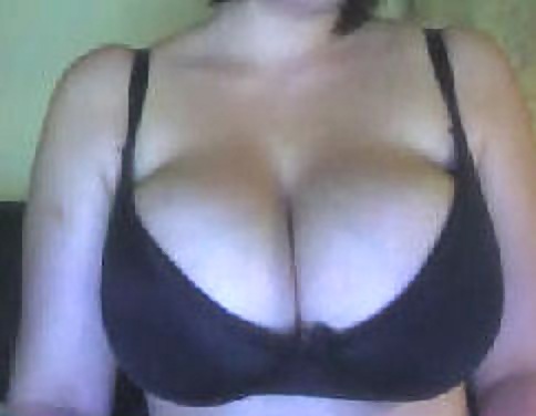Porn Pics webcam, Big Boobs...comments please