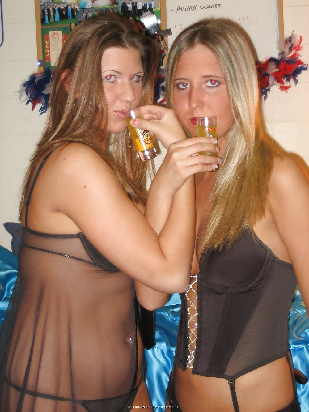 Porn Pics YOUNG AMATEUR SLUT RUTH