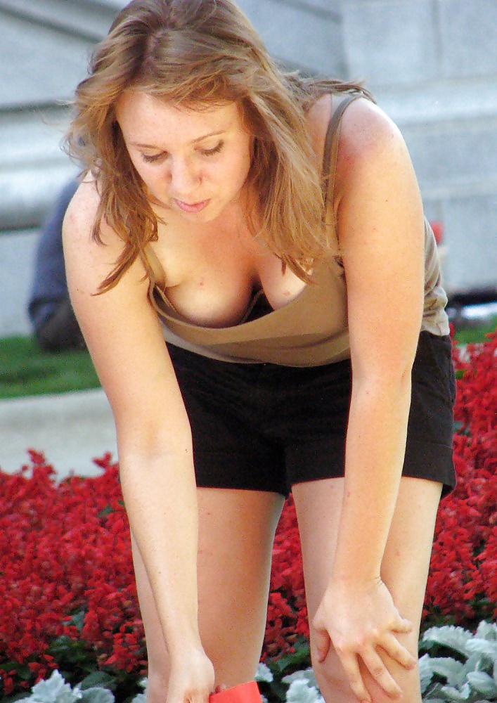 Porn Pics girls and tits