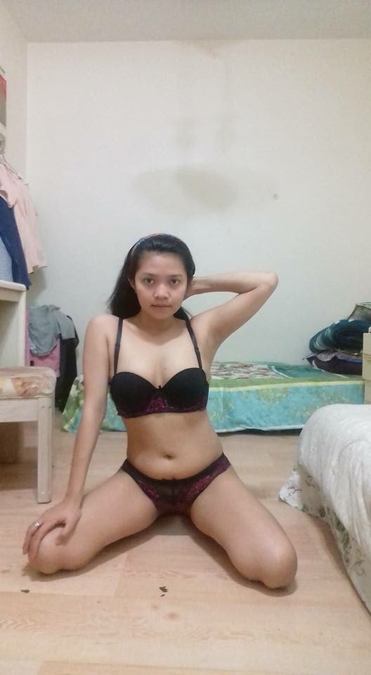Sheraine Filipino Housemaid Hot Pose Bra Panty Album 1