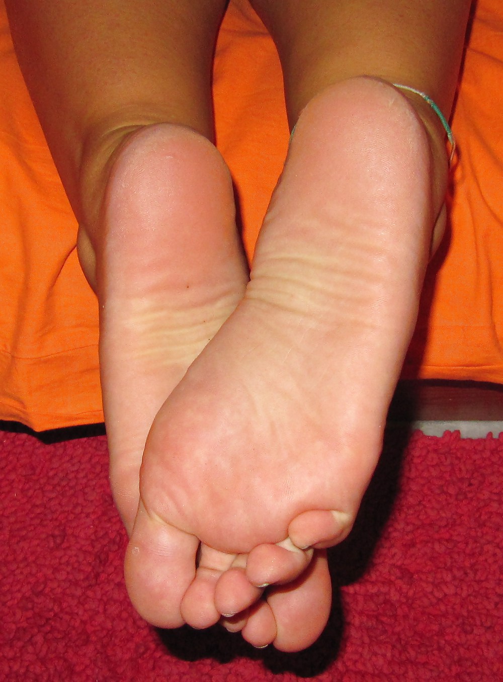 Porn Pics Young smelly soles like huge cocks