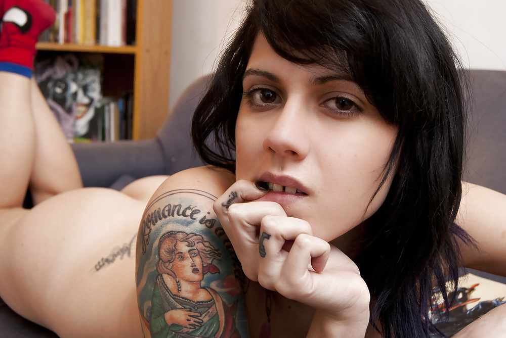 Porn Pics So In Love With Anticss