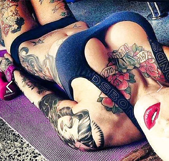 Porn Pics Beautiful Girls with tattoos