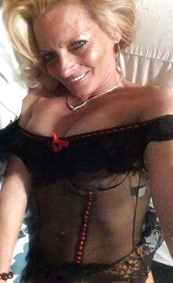 Porn Pics Kentucky hillbilly girls with big boobs