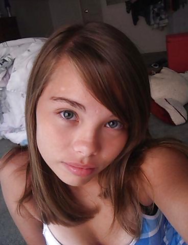 Porn Pics Amateur teen mix