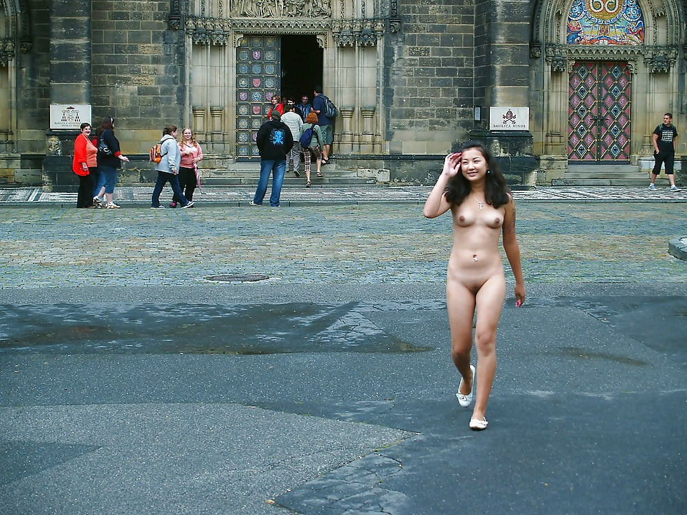 Nude naked black ebony yard masturbate exhibitionist nude barefoot dildo outdoor outdoors outside