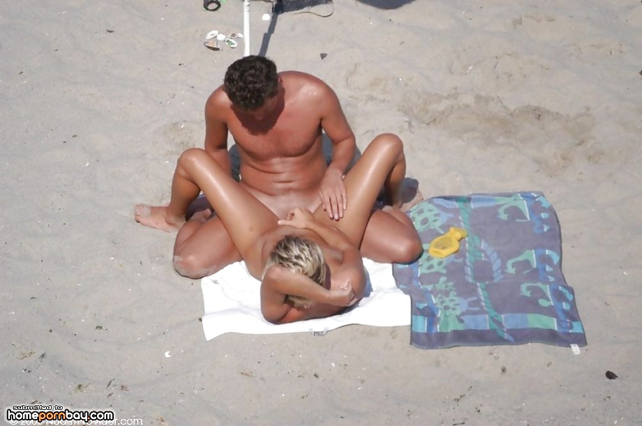 Porn Pics Beach amateur sex