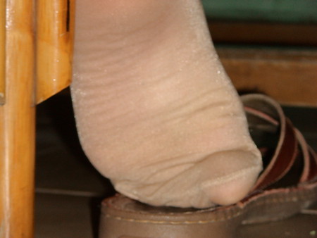 Gf sheer nylon feet