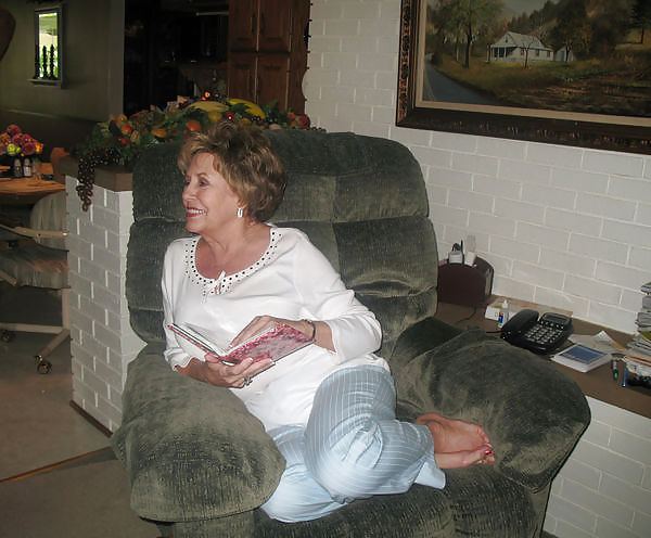 Porn Pics oma mix dies und das 2