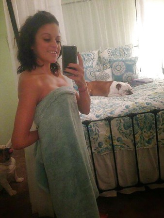 sexy girls in towels