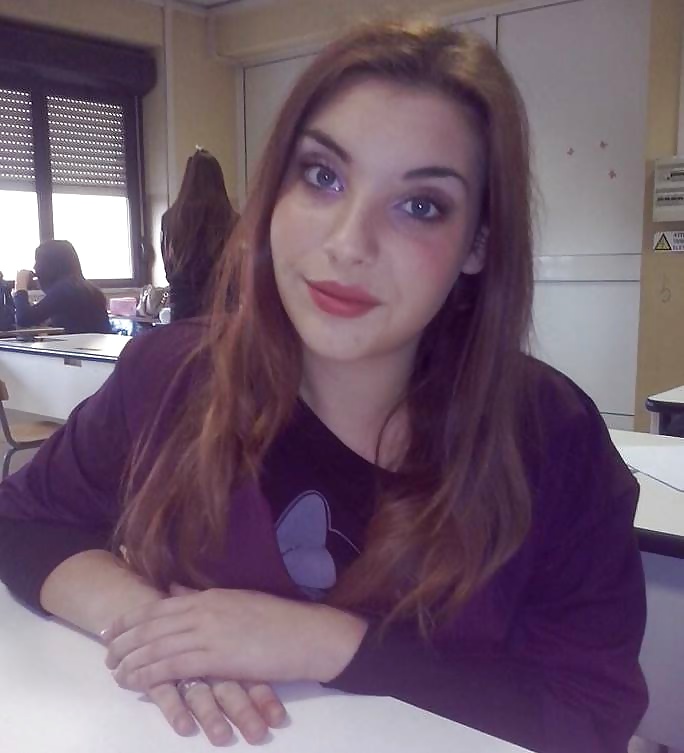 Porn Pics Marta - Hot Free-Range Redhead