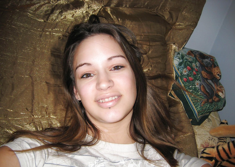 Porn Pics KLEINE SCHLAMPE II