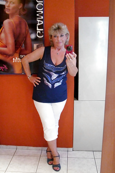 Porn Pics Die Schwester meiner Mutter!!!!!!