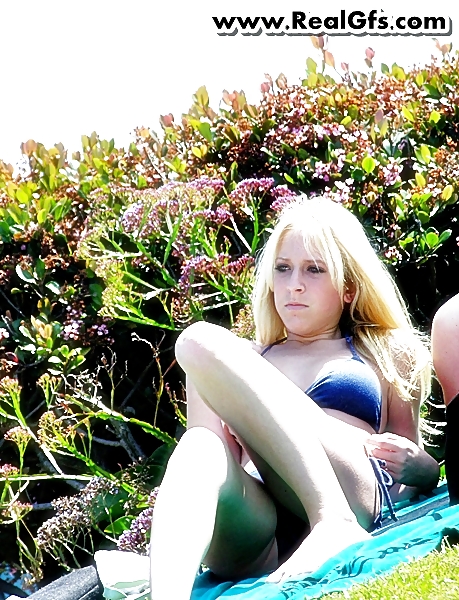 Porn Pics Slutty young chicks