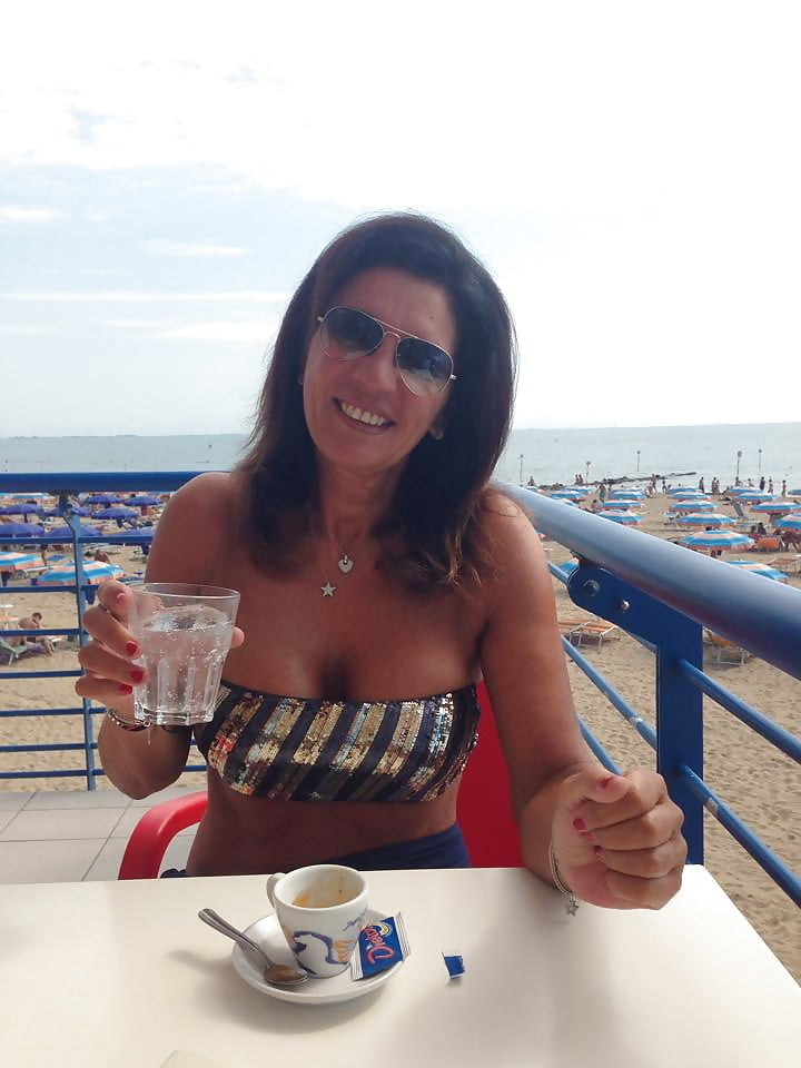 Porn Pics Italian MILF Alessandra&Patrizia fb
