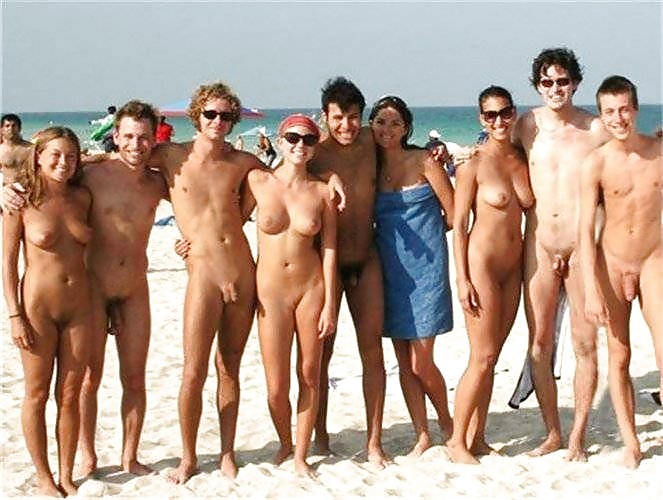 Porn Pics Naked beach 162.