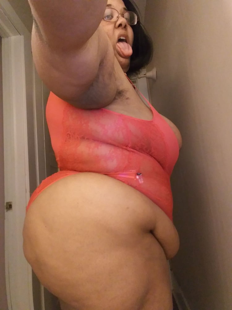 Humiliated SSBBW Slut Jessica Jones Colors In Huge Areolas