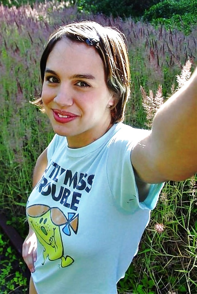 Porn Pics Busty shaved teen girl outdoor selfies