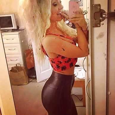 Porn Pics Fine arse cute bubble butt british blonde selfshots