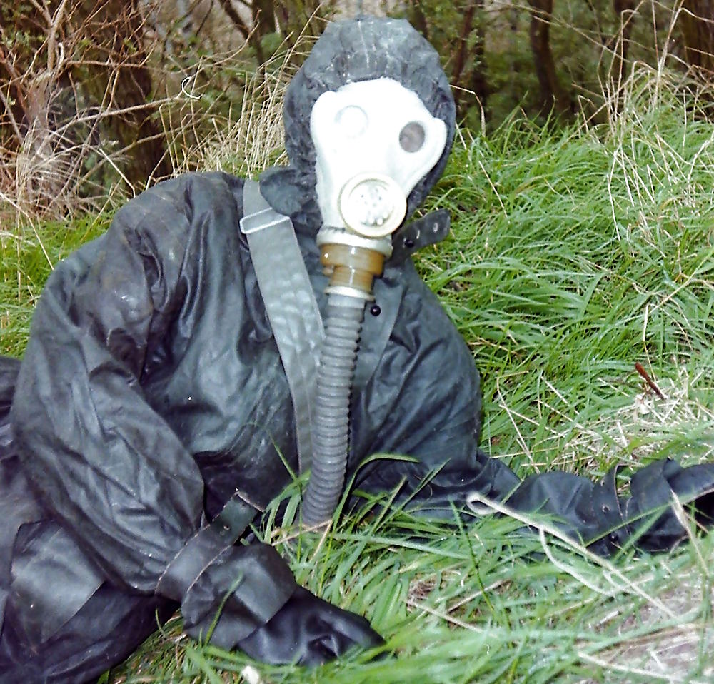 Porn Pics Gummibitch  enclosed