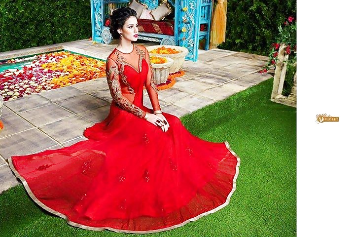 Porn Pics INDIAN SALWAR & SAREE BABE