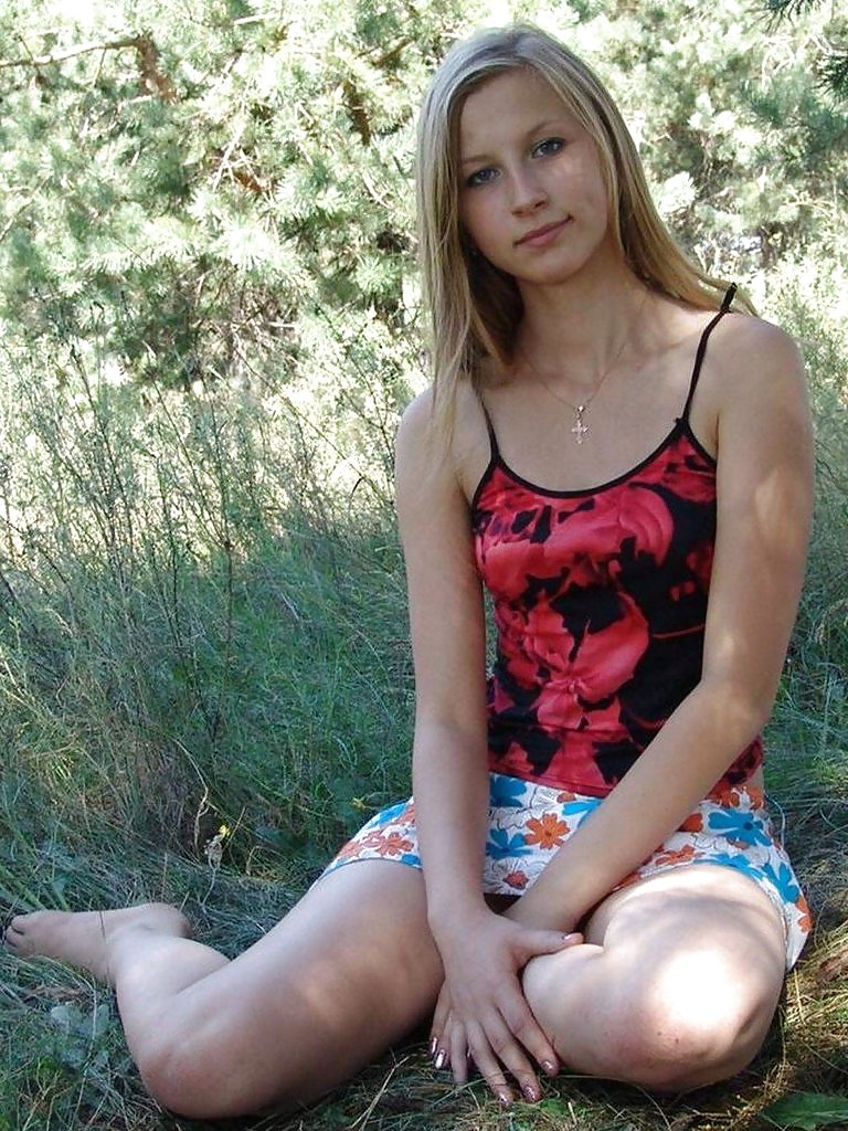 Porn Pics Blonde teen stripping outdoor - N. C.