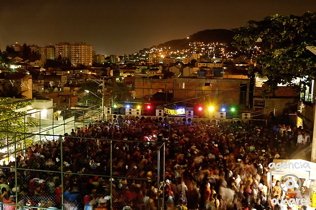 Porn Pics Baile Funk na favela - Rio de Janeiro