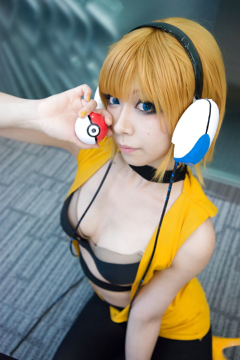 Porn Pics Pokemon Cosplay Babe Battle