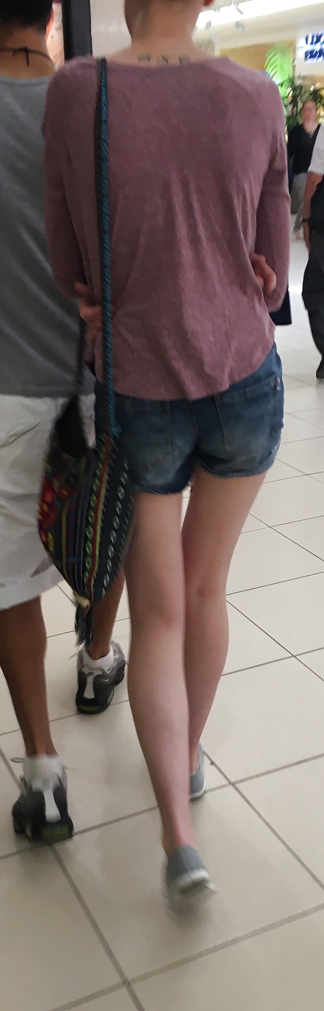 Porn Pics A tall tight mall teen from behind